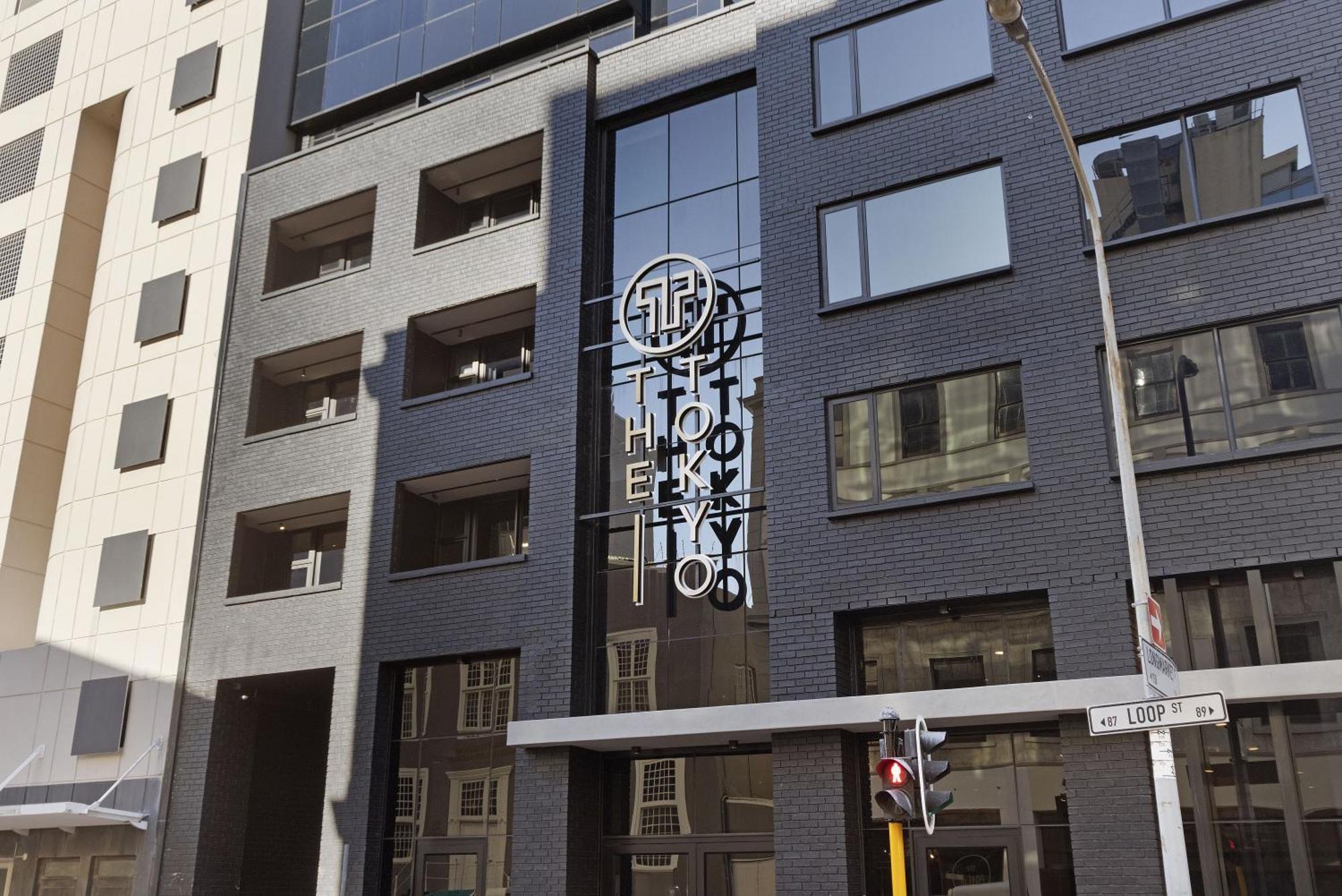 The Tokyo Apartment *