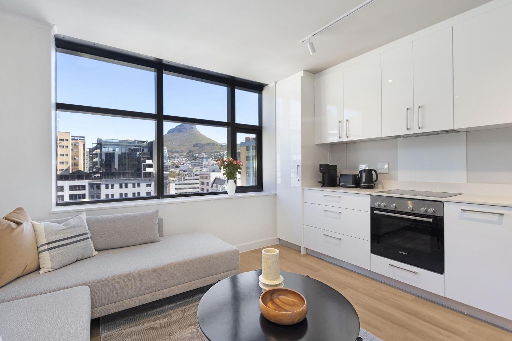 The Tokyo Apartment *